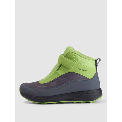 Chłopięce buty zimowe śniegowce 4F 4FJRAW25FSBSM034 - czarne ze sklepu Sportstylestory.com w kategorii Buty zimowe dziecięce - zdjęcie 187376285