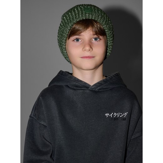 Chłopięca czapka odblaskowa 4F 4FJRAW25ACAPM0753 - zielona ze sklepu Sportstylestory.com w kategorii Czapki dziecięce - zdjęcie 187376308