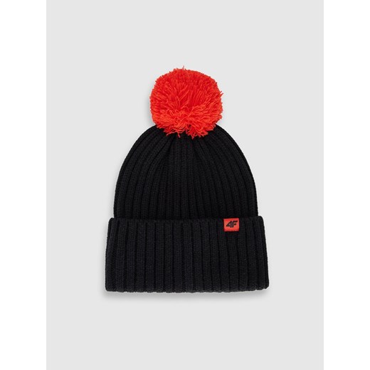 Dziecięca czapka z pomponem 4F 4FJRAW25ACAPU0745 - czarna ze sklepu Sportstylestory.com w kategorii Czapki dziecięce - zdjęcie 187376329