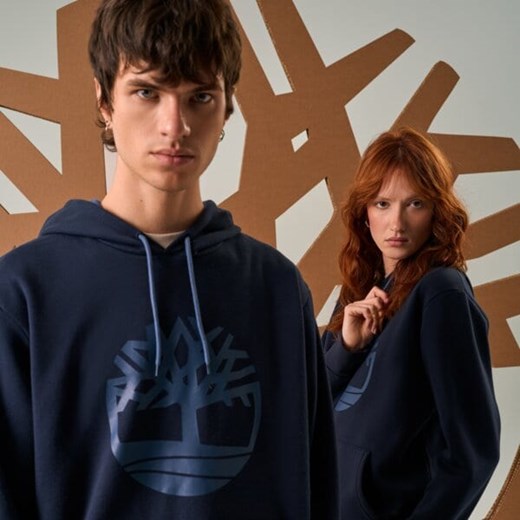 TIMBERLAND BLUZA Z KAPTUREM NORTHWOOD TREE LOGO ze sklepu Timberland w kategorii Bluzy męskie - zdjęcie 187380295