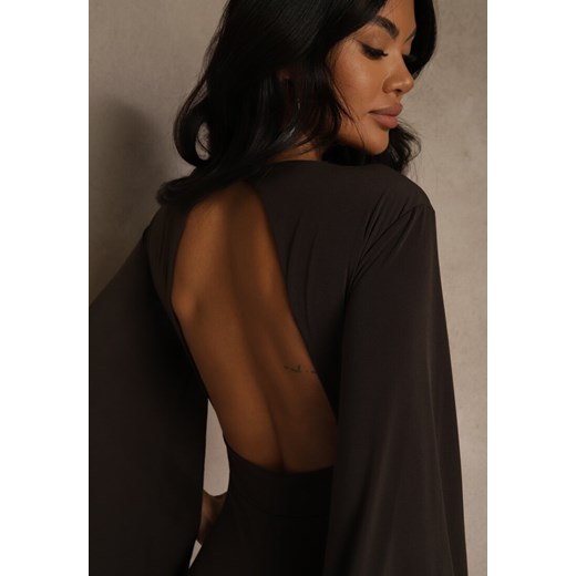 Brązowy Dopasowany Kombinezon z Rozkloszowanymi Rękawami i Głębokim Dekoltem Renee S renee.pl