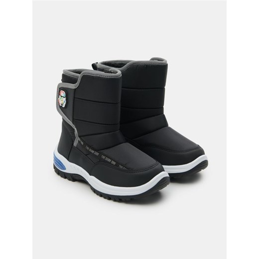 Sinsay - Ocieplane śniegowce ze świecącą podeszwą Star Wars - czarny ze sklepu Sinsay w kategorii Buty zimowe dziecięce - zdjęcie 187382215