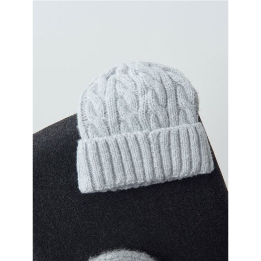Sinsay - Prążkowana czapka beanie - szary ze sklepu Sinsay w kategorii Czapki zimowe damskie - zdjęcie 187382237