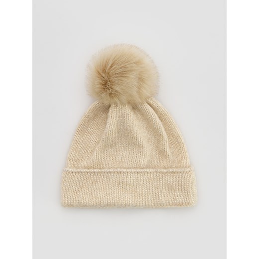 Reserved - Czapka beanie z pomponem - kremowy ze sklepu Reserved w kategorii Czapki z daszkiem damskie - zdjęcie 187382715