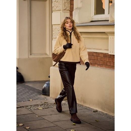 Mohito - Spodnie z imitacji skóry - brązowy ze sklepu Mohito w kategorii Spodnie damskie - zdjęcie 187385628