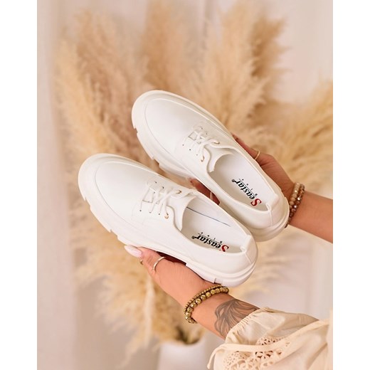 Royalfashion Białe damskie półbuty na masywnej podeszwie Trendy Chunky ze sklepu royalfashion.pl w kategorii Półbuty damskie - zdjęcie 187385646