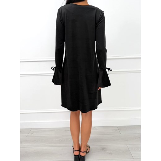 Czarna Trapezowa Sukienka Modnakiecka.pl 40 ModnaKiecka.pl