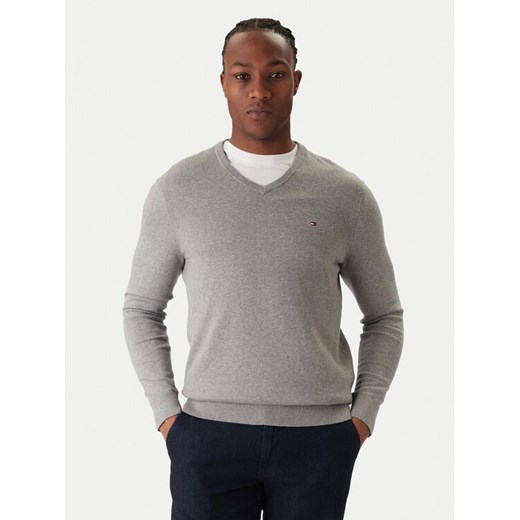 Tommy Hilfiger Sweter Essential MW0MW14745 Szary Regular Fit ze sklepu MODIVO w kategorii Swetry męskie - zdjęcie 187388459