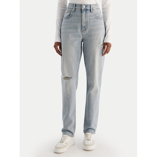 Calvin Klein Jeans Jeansy New Mom Jean Bowery Destroyed LV047D722G Niebieski Mom Fit ze sklepu MODIVO w kategorii Koszule damskie - zdjęcie 187391207