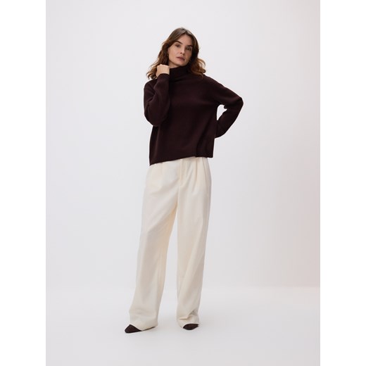 Reserved - Wełniany sweter z golfem - ciemnobrązowy ze sklepu Reserved w kategorii Swetry damskie - zdjęcie 187394936