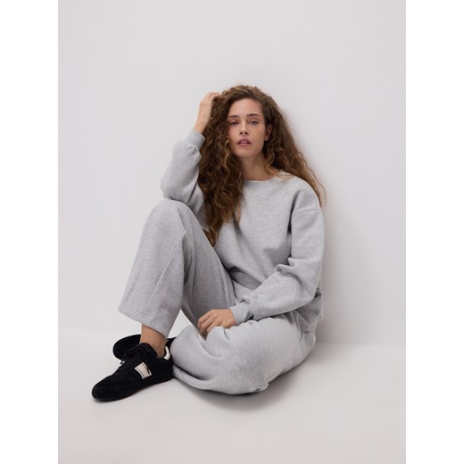 Reserved - Spodnie dresowe - jasnoszary ze sklepu Reserved w kategorii Spodnie damskie - zdjęcie 187395455
