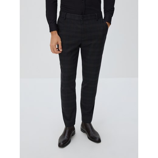 Reserved - Spodnie chino slim w kratę - czarny ze sklepu Reserved w kategorii Spodnie męskie - zdjęcie 187395846