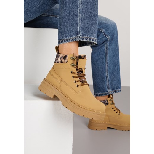 Brązowe Trapery Zdobione Wzorzystymi Wstawkami Vetiane 39 born2be.pl