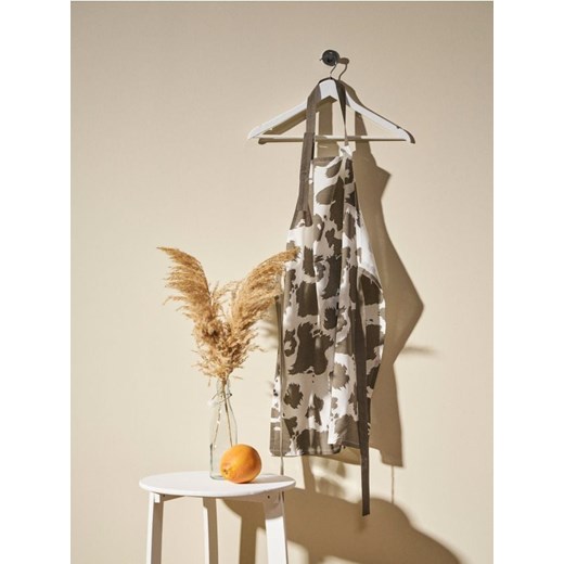 Sinsay - Fartuch kuchenny w krowie łatki - wielobarwny ze sklepu Sinsay w kategorii Fartuchy kuchenne - zdjęcie 187396727