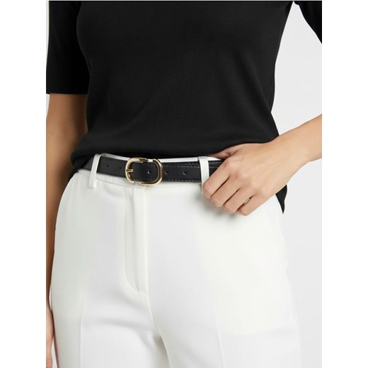 Sinsay - Pasek z imitacji skóry ze złotą klamrą - czarny ze sklepu Sinsay w kategorii Paski damskie - zdjęcie 187396827