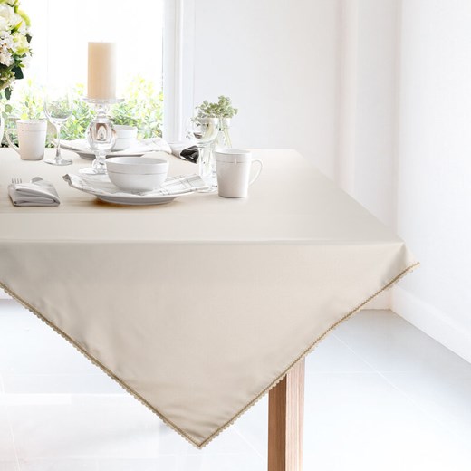 OBRUS LACE 85 X 85 CM KREMOWY ze sklepu lenaodniemowlakadoszkolniaka.pl w kategorii Obrusy i bieżniki - zdjęcie 187420687