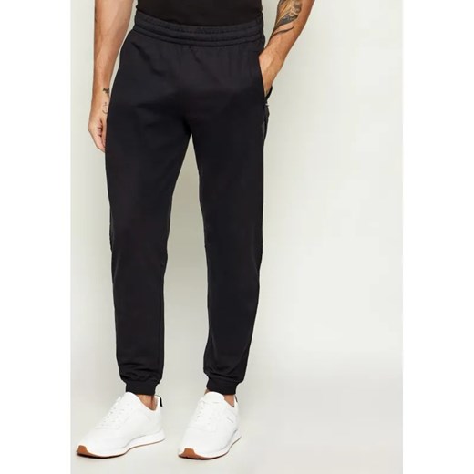 EA7 Spodnie dresowe | Slim Fit ze sklepu Gomez Fashion Store w kategorii Spodnie męskie - zdjęcie 187471777