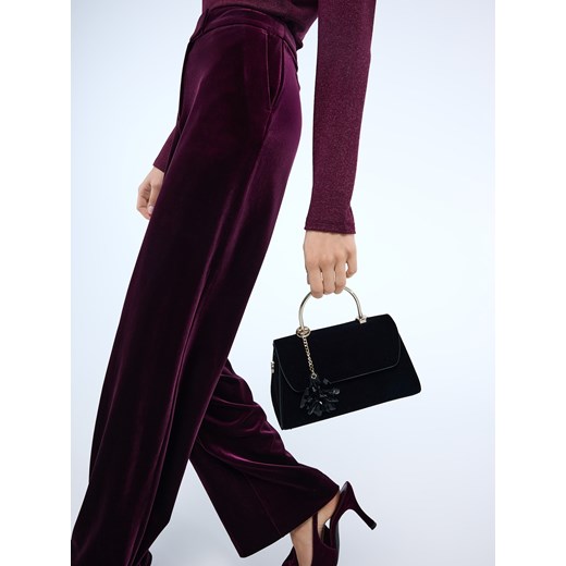 Mohito - Torebka z brelokiem - czarny ze sklepu Mohito w kategorii Kopertówki - zdjęcie 187472475