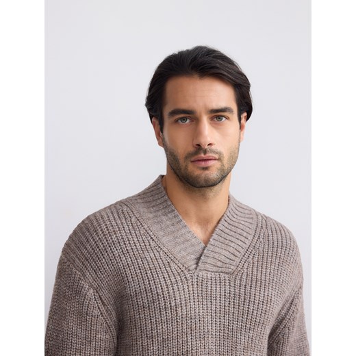 Reserved - Sweter z wełną - beżowy ze sklepu Reserved w kategorii Swetry męskie - zdjęcie 187474045