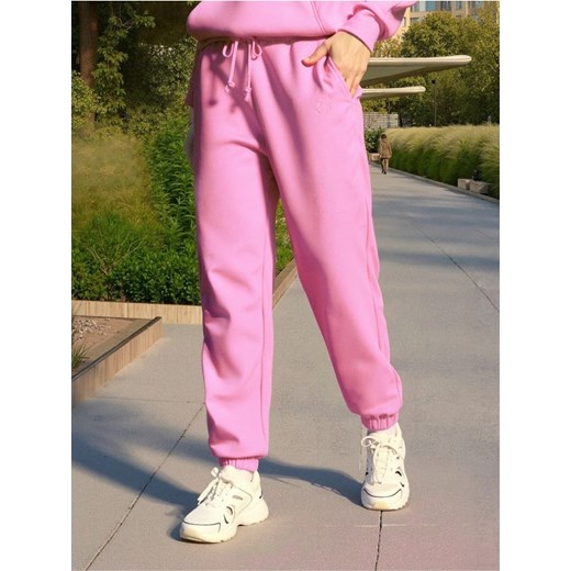 Sinsay - Spodnie jogger - różowy ze sklepu Sinsay w kategorii Spodnie damskie - zdjęcie 187479297