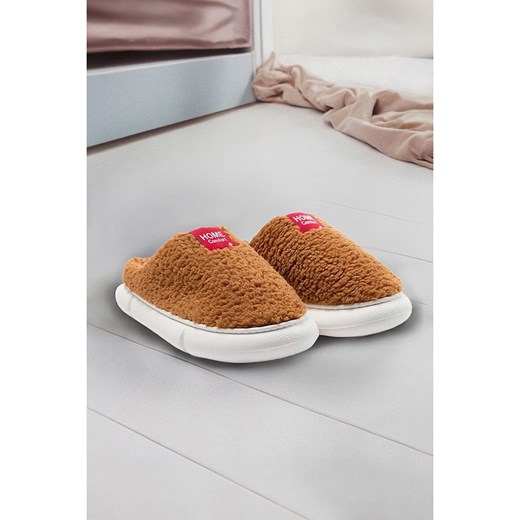 trendyol Kapcie w kolorze jasnobrązowym ze sklepu Limango Polska w kategorii Kapcie damskie - zdjęcie 187480236