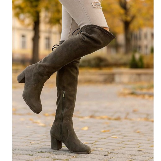 Oliwkowe wysokie kozaki muszkieterki /G1-2 18447 T387/ ze sklepu Pantofelek24.pl w kategorii Kozaki damskie - zdjęcie 187483875