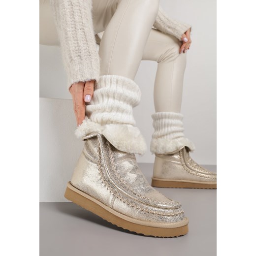 Złote Metaliczne Śniegowce Wsuwane Zdobione Futerkiem Vetirene ze sklepu renee.pl w kategorii Śniegowce damskie - zdjęcie 187486919