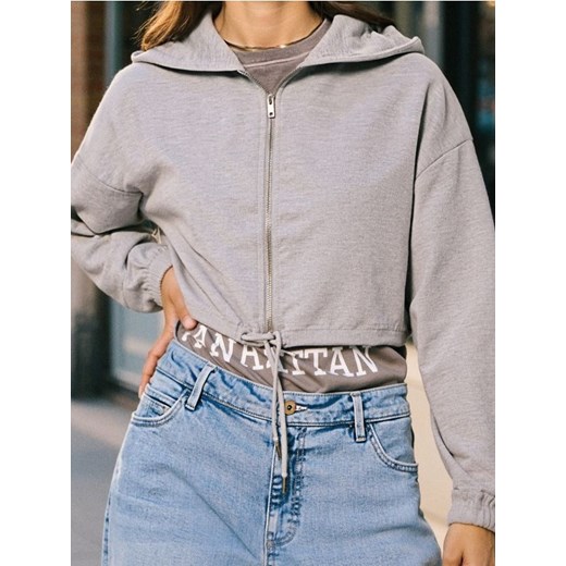 Sinsay - Bluza crop z kapturem - szary ze sklepu Sinsay w kategorii Bluzy damskie - zdjęcie 187492007