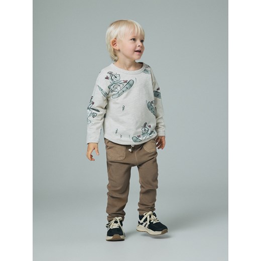 Reserved - Bawełniany longsleeve z nadrukiem - beżowy ze sklepu Reserved w kategorii T-shirty chłopięce - zdjęcie 187497136