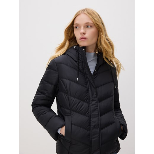 Reserved - Pikowana kurtka z kapturem - czarny ze sklepu Reserved w kategorii Kurtki damskie - zdjęcie 187497629