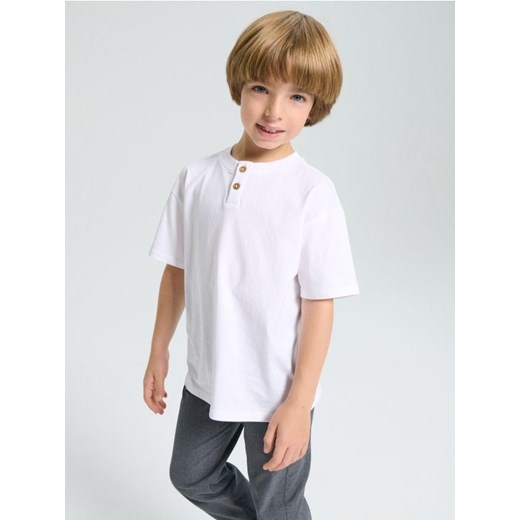 Sinsay - Koszulka z ozdobnymi guzikami - biały ze sklepu Sinsay w kategorii T-shirty chłopięce - zdjęcie 187497899