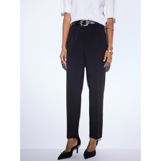 Mohito - Spodnie z prostą nogawką - czarny Mohito 40 Mohito