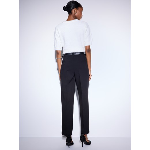 Mohito - Spodnie z prostą nogawką - czarny Mohito 36 Mohito