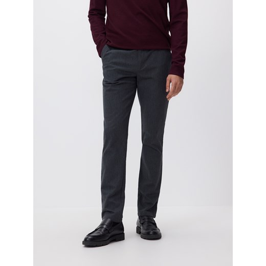 Reserved - Spodnie chino slim fit - ciemnoszary ze sklepu Reserved w kategorii Spodnie męskie - zdjęcie 187499087