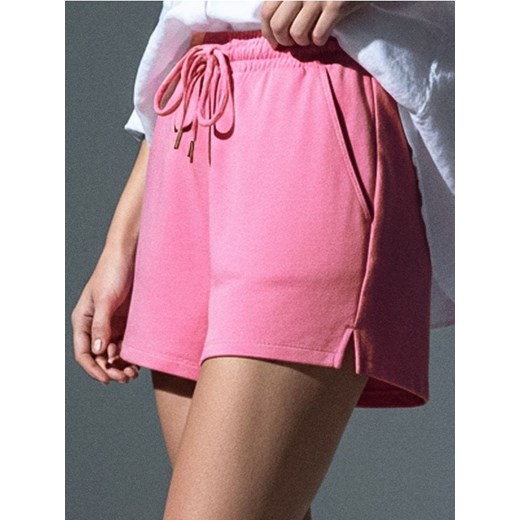 Sinsay - Szorty basic - różowy ze sklepu Sinsay w kategorii Szorty - zdjęcie 187500477