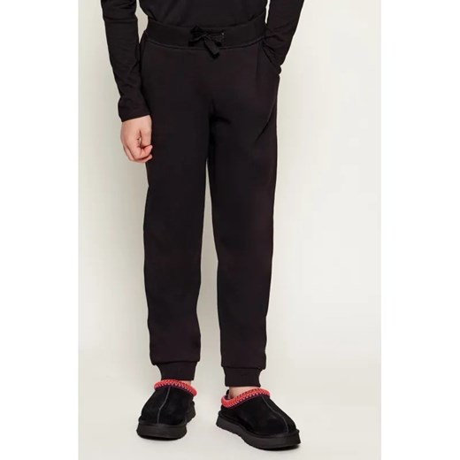 Guess Spodnie dresowe | Regular Fit ze sklepu Gomez Fashion Store w kategorii Spodnie męskie - zdjęcie 187500789