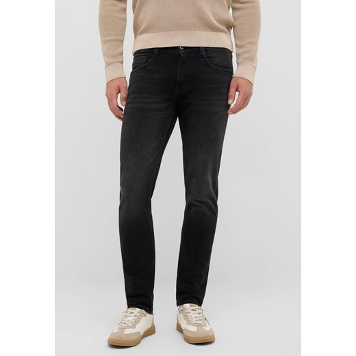 Męskie Spodnie jeansowe Mustang Style Oregon Slim Denim Black 1016798 4000 803 ze sklepu YouNeedit.pl w kategorii Jeansy męskie - zdjęcie 187503667