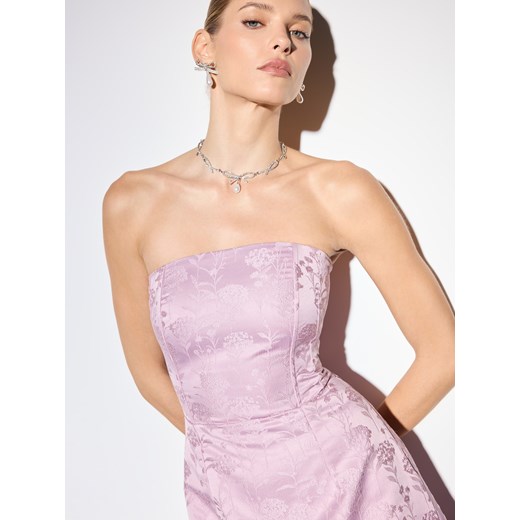 Mohito - Żakardowa sukienka mini - różowy ze sklepu Mohito w kategorii Sukienki - zdjęcie 187510069