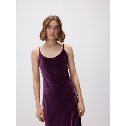 Reserved - Sukienka maxi z asymetrycznym rozcięciem - ciemnofioletowy Reserved S Reserved