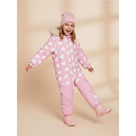 Sinsay - Kombinezon z kapturem ze wzorem w serca - różowy ze sklepu Sinsay w kategorii Kombinezony dziewczęce - zdjęcie 187513677