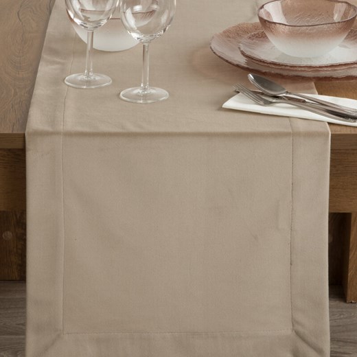 OBRUS MELINDA 40 X 140 CM BEŻOWY ze sklepu lenaodniemowlakadoszkolniaka.pl w kategorii Obrusy i bieżniki - zdjęcie 187518848