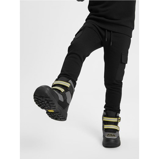 Sinsay - Śniegowce ocieplane z odblaskowymi elementami Batman - czarny ze sklepu Sinsay w kategorii Buty zimowe dziecięce - zdjęcie 187523437