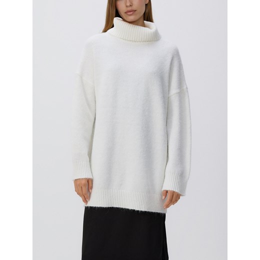 Reserved - Długi sweter z golfem - złamana biel ze sklepu Reserved w kategorii Swetry damskie - zdjęcie 187524129