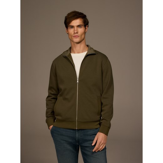 Reserved - Gładka bluza ze stójką - oliwkowy ze sklepu Reserved w kategorii Bluzy męskie - zdjęcie 187524367