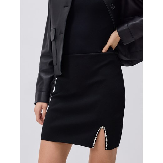 Reserved - Spódnica mini z rozcięciem - czarny ze sklepu Reserved w kategorii Spódnice - zdjęcie 187525865