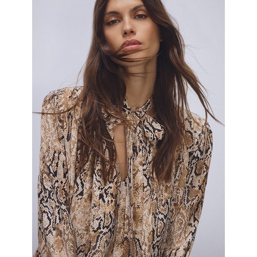 Reserved - Bluzka w zwierzęcy wzór - wielobarwny ze sklepu Reserved w kategorii Bluzki damskie - zdjęcie 187527376