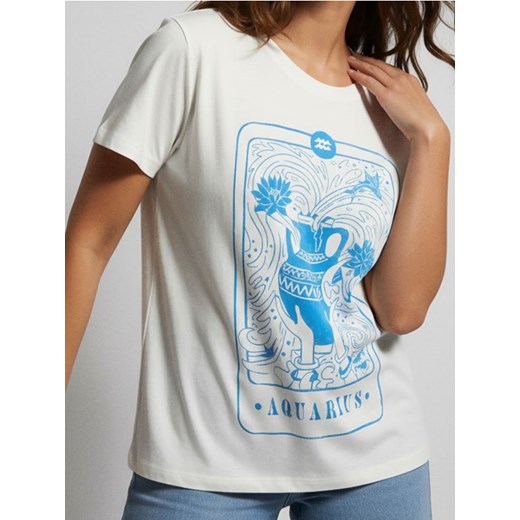 Sinsay - Bawełniana koszulka z nadrukiem - kremowy ze sklepu Sinsay w kategorii Bluzki damskie - zdjęcie 187528516