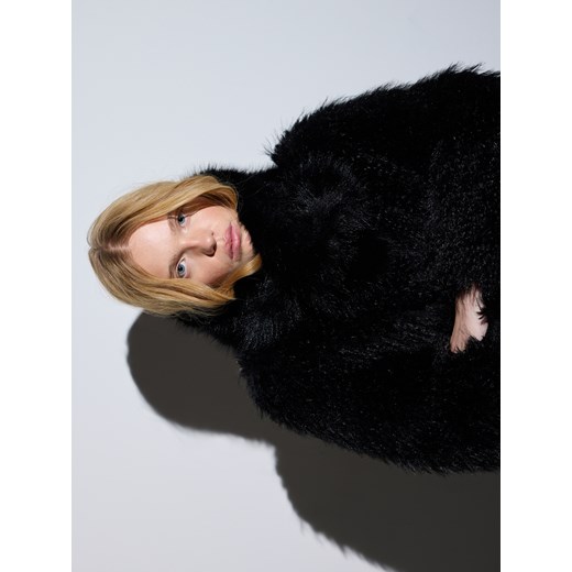 Reserved - Szalik ze sztucznego futra - czarny ze sklepu Reserved w kategorii Szaliki i chusty damskie - zdjęcie 187529596