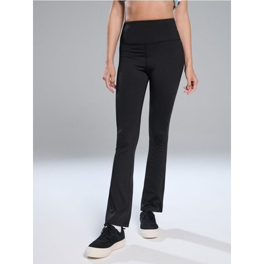 Sinsay - Spodnie sportowe ACTIVE - czarny ze sklepu Sinsay w kategorii Spodnie damskie - zdjęcie 187530216