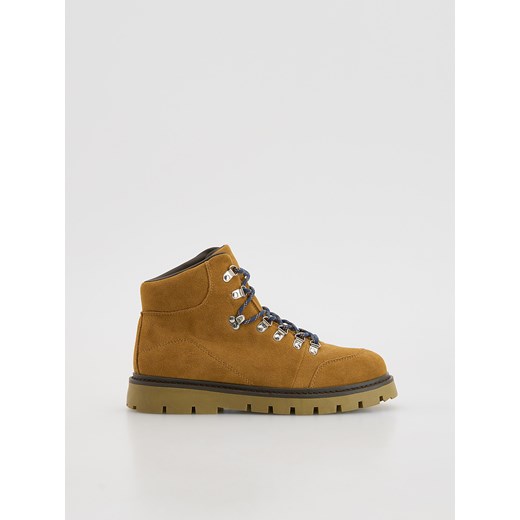 Reserved - Zamszowe trapery - brązowy ze sklepu Reserved w kategorii Buty zimowe męskie - zdjęcie 187531038